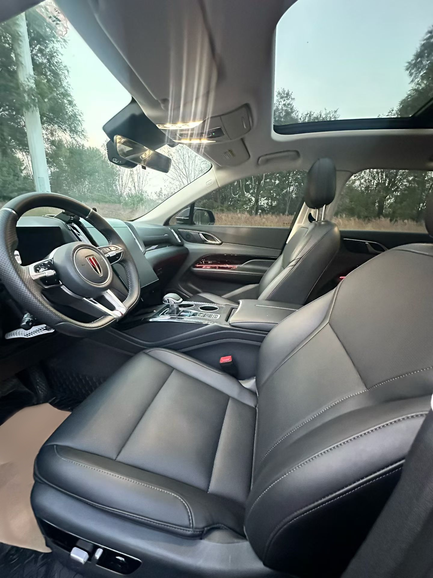 Hongqi HS3 PHEV 2025 Model 125km Jingwei 2 Millionth Anniversary Edition — снимка 10