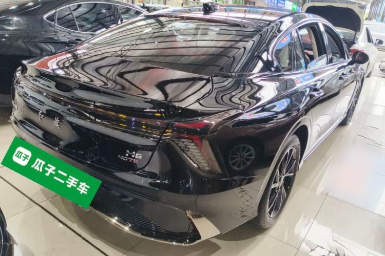 Used Hongqi H6 2025 2.0T ZhiMei Edition
