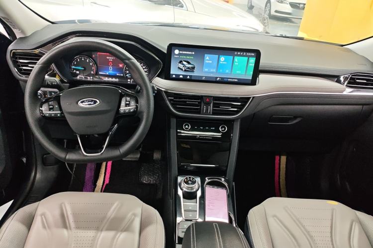 Used Ford Escape 2020 EcoBoost 245 Two-Wheel-Drive Titanium Edition Center Console