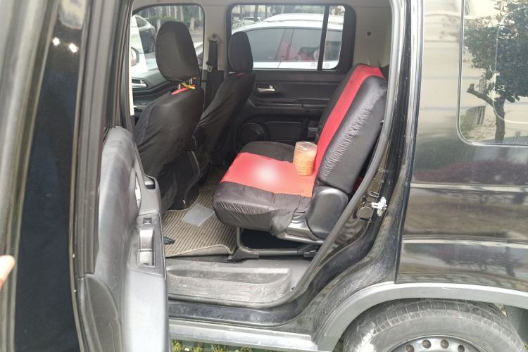 Used CHANGAN OSHAN X70A 2019 1.5L Manual Basic Version China VI Standard Left Rear Seat