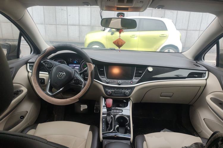 Used Buick Verano 2015 Sedan 15S Automatic Leading Model Center Console