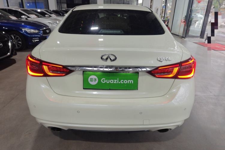 Used Infiniti Q50L 2018 2.0T Enjoyment Version China VI Standard Rear