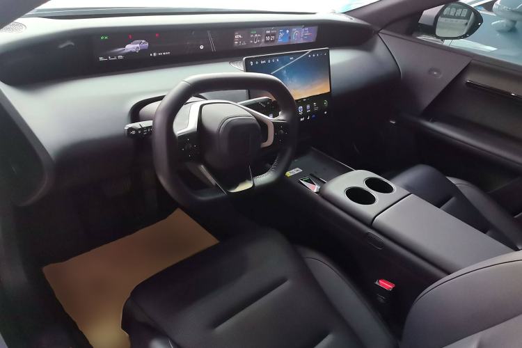 Used Avatr 06 2025 Max All-Electric Version
