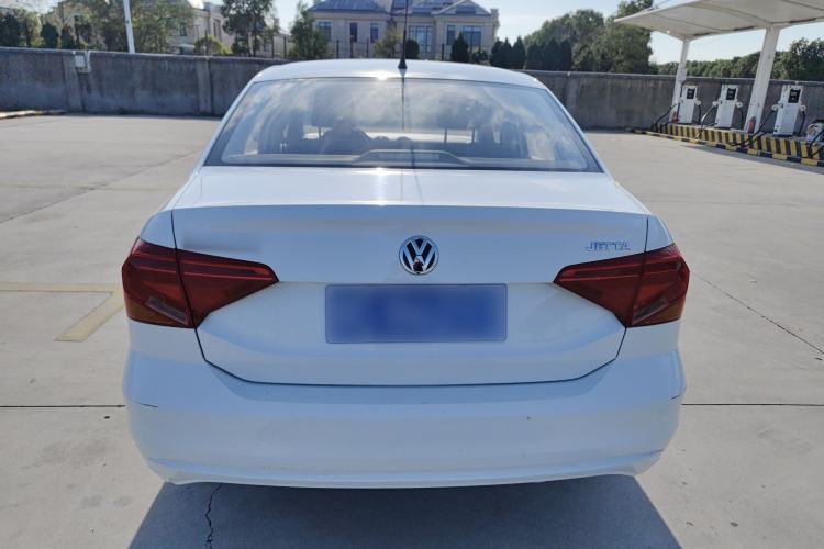 Used Volkswagen Jetta 2017 1.4L Manual Fashion Edition
