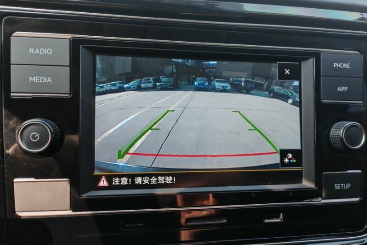 Used Volkswagen T-ROC 2018 280TSI DSG Two-Wheel-Drive Comfort Version China V Standard