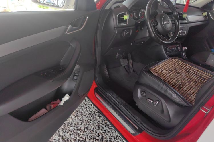 Used Audi Q3 2016 35 TFSI Fashion Model Driver Seat