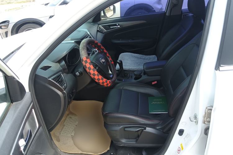 Used CHANGAN CS75 2014 2.0L Manual Luxury Version China IV Standard
