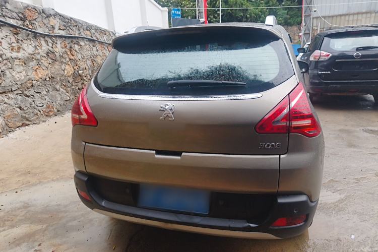 Used Peugeot 3008 2015 2.0L Automatic Trend Edition
