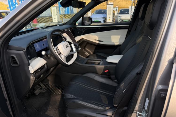 Used Geely Galaxy L7 2024 1.5T 115 km PLUS Dragon Edition