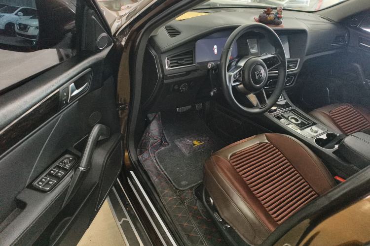 Used Zotye T600 2016 Sport Edition 2.0T DCT Prestige Model
