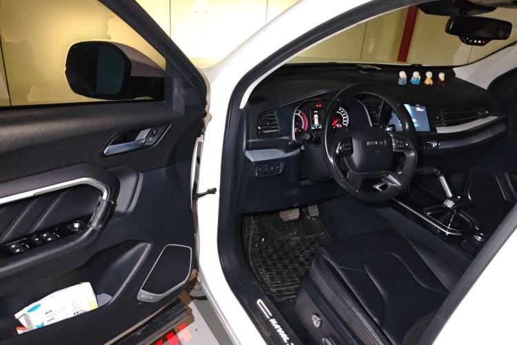 Used Haval H6 2017 Blue Label 2.0T Automatic Two-Wheel Drive Smart Edition
