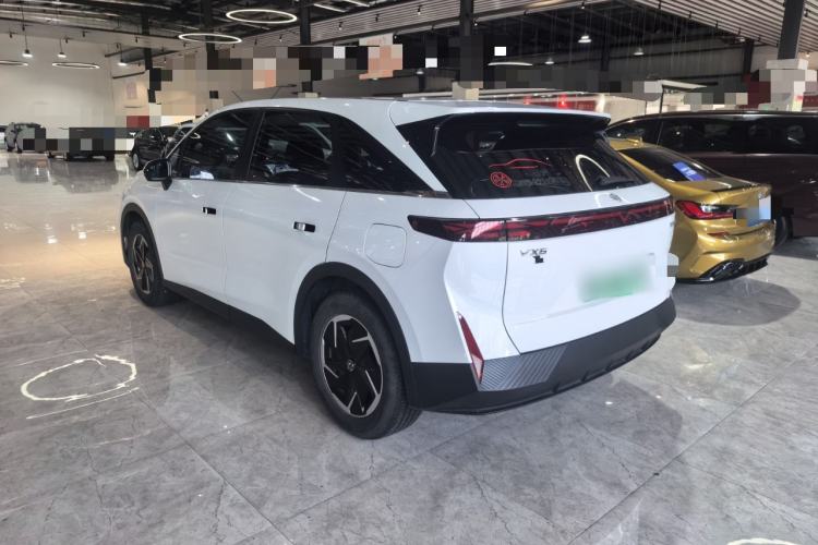 Used Venucia VX6 2023 520 Pro
