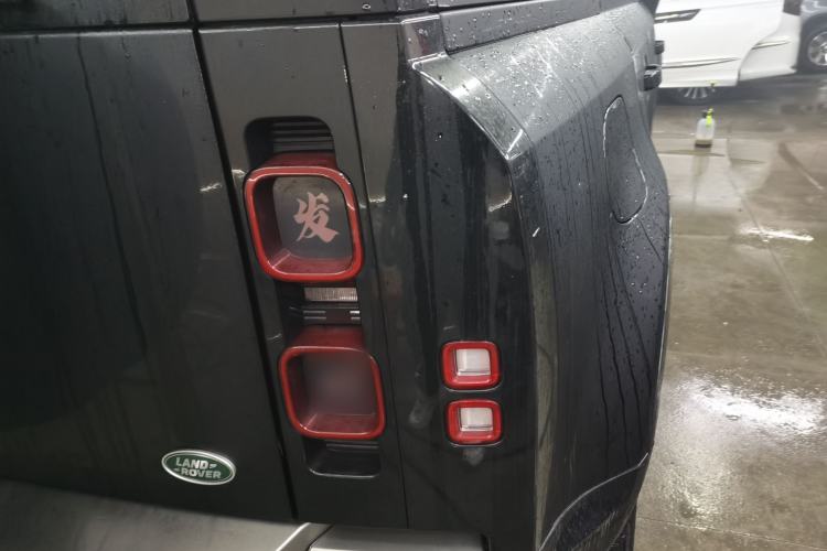 Used Land Rover Defender 2024 110 3.0T P400 X-DYNAMIC HSE Right Rear Taillight