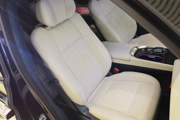 Used Zeekr 009 2024 7-Seater Walk-Through Version Four-Wheel Drive 108 kWh