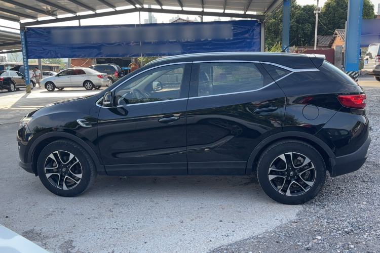 Used Soueast DX7 2015 1.5T Manual Luxury Model
