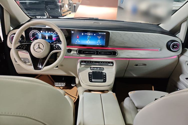 Used Mercedes-Benz V-Class 2024 V 300 L Long Wheelbase Prestige Edition Center Console