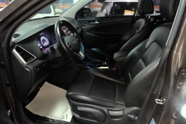 Used Hyundai Tucson 2015 1.6T Dual-Clutch Two-Wheel-Drive Smart Model
