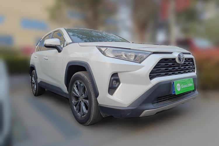 Used Toyota RAV4 2023 2.0L CVT Two-Wheel Drive Fashion Edition
