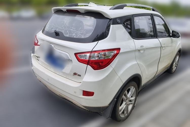 Used CHANGAN CS35 2016 1.6L Manual Luxury Model China V Standard
