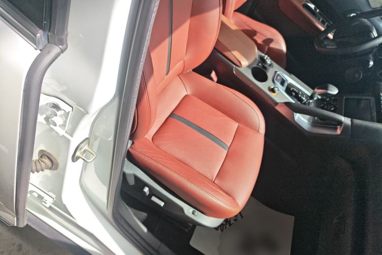 Used Peugeot 3008 2016 1.6THP Automatic Prestige Edition Right Front Seat