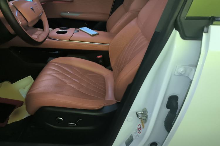 Used Deepal S07 2023 200Max Range-Extended Version
