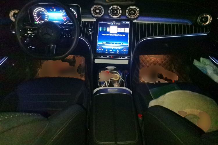 Used Mercedes-Benz C-Class 2023 Second Facelift C 260 L Center Console