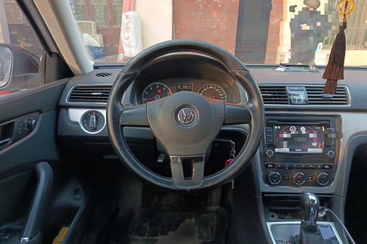 Used Volkswagen Passat 2014 1.8TSI DSG 30th Anniversary Edition
