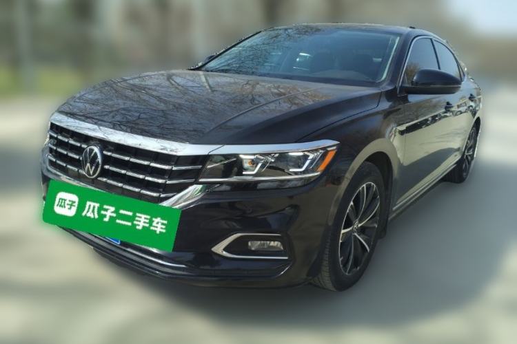 Used Volkswagen Passat 2020 Facelift 330TSI Elite Edition China VI Standard