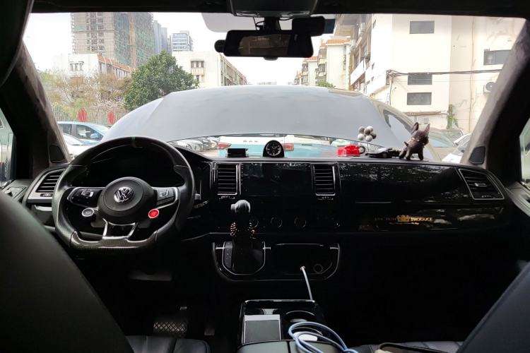 Used Volkswagen Multivan 2016 2.0 TSI 4x4 Premium Edition 7-Seater
