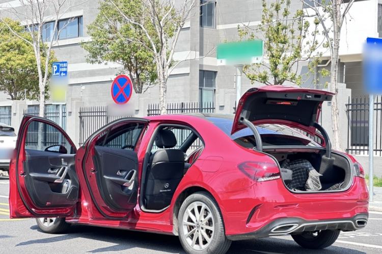 Used Mercedes-Benz A-Class 2020 Restyled A 200 L Sport Sedan Fashion Version Exterior 6