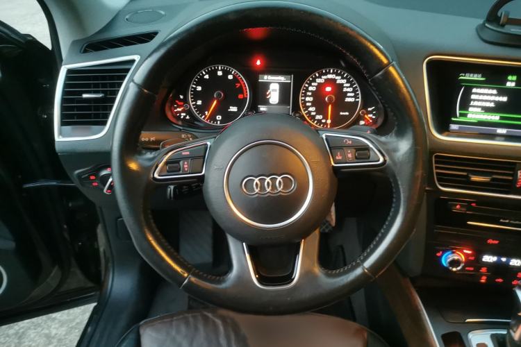 Used Audi Q5 2016 40 TFSI Comfort Model