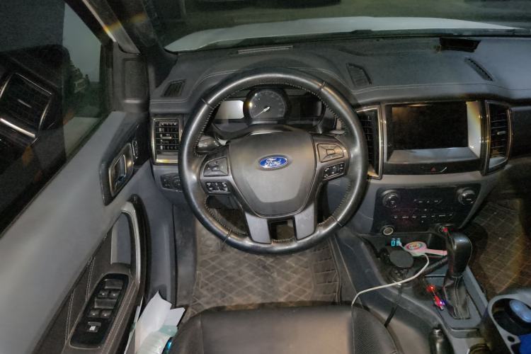 Used Ford Everest 2016 2.0T Gasoline Automatic 4x4 Flagship Edition