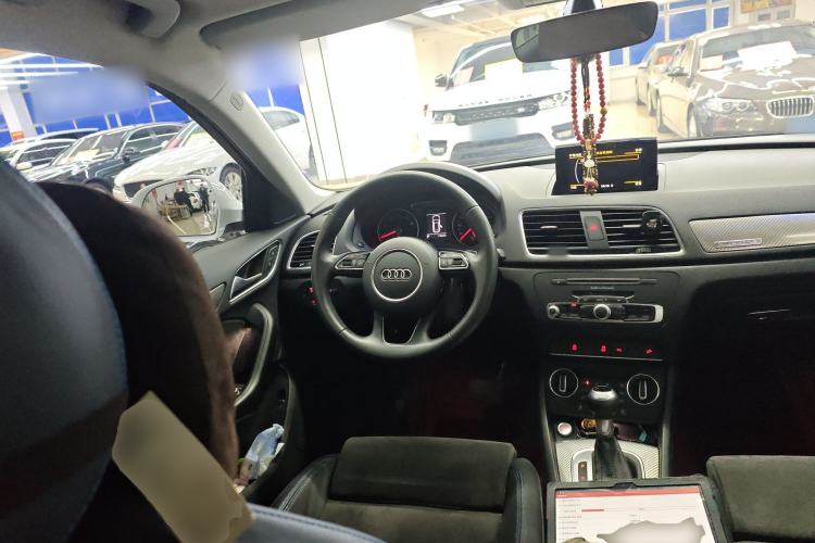 Used Audi Q3 2018 30th Anniversary Edition 35 TFSI quattro all-wheel-drive sport model