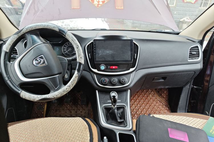 Used Baojun 560 2015 1.8L manual Comfort trim level
