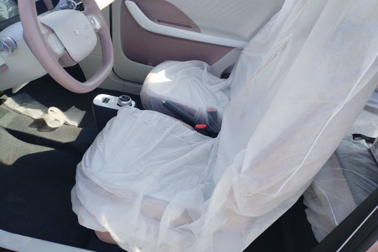 Used Geely Galaxy Panda 2025 210 km – Yuanqi Bear