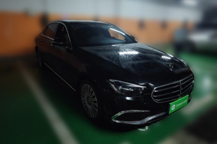 Used Mercedes-Benz E-Class 2022 Revised Version E 300 L Luxury Edition Front Right 45 Deg