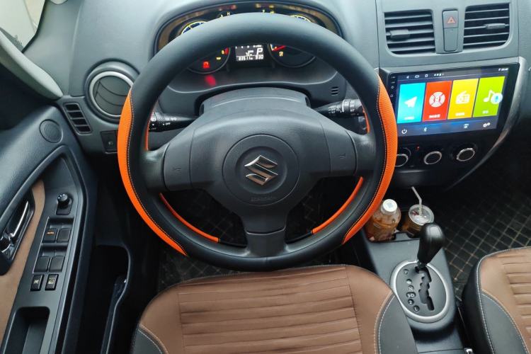 Used Suzuki SX4 2013 1.6L Automatic CoolRide Model Steering Wheel