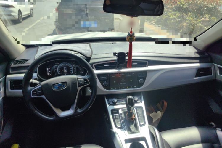 Used Geely Auto Emgrand X7 Sport 2016 1.8TD Automatic Smart Model Center Console