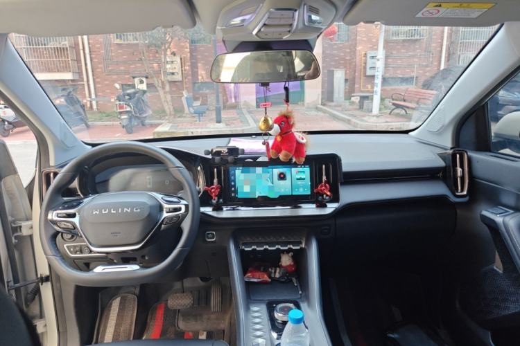 Used Wuling Xingyun 2023 2.0L DHT Flagship Edition