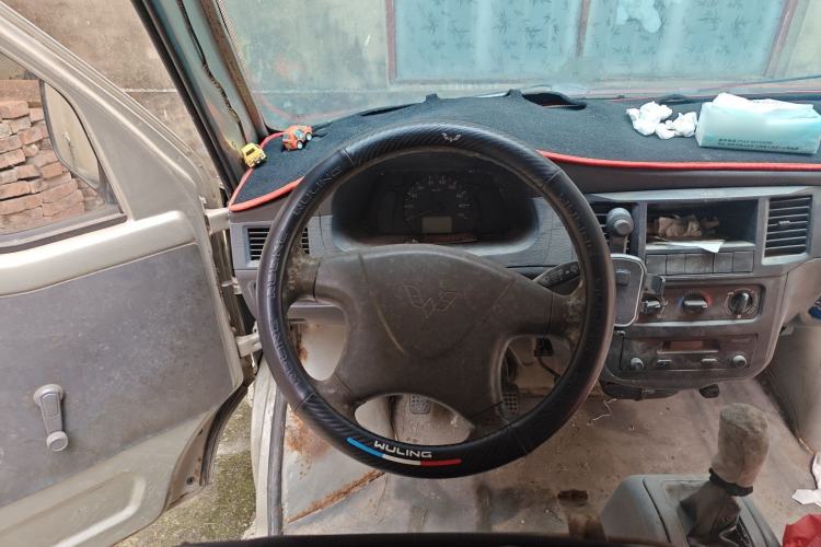 Used Wuling Zhiguang 2010 1.0L Base Version