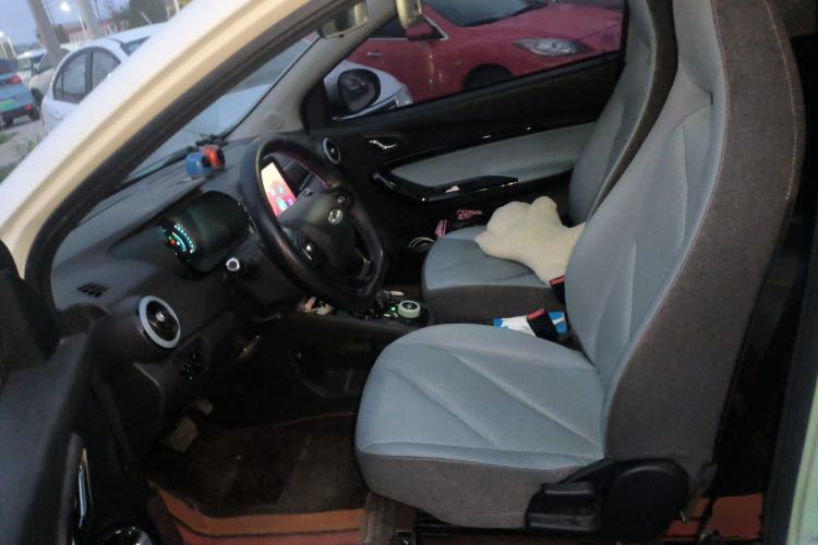 Used Chery QQ Little Ant 2022 Sweet Pink Edition Half-Sugar Version 3-Cell Lithium 30kW 301km Left Front Seat