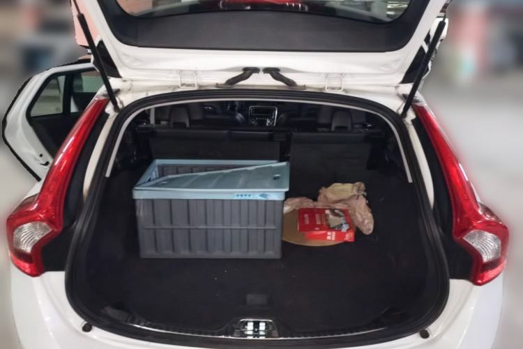 Used Volvo V60 2016 T5 Zhiya Edition