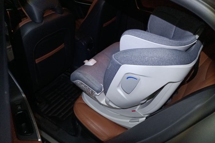 Used Volvo S60 2014 S60L 2.0T Zhiyuan Edition
