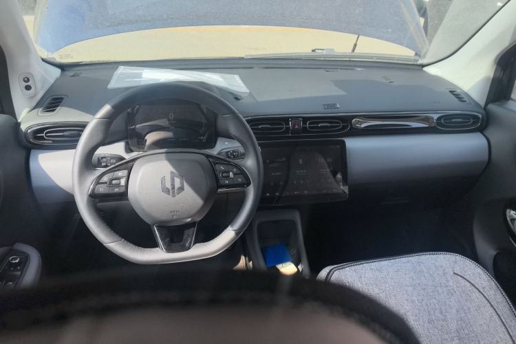 Used Leapmotor T03 2021 400 Luxury Edition Center Console