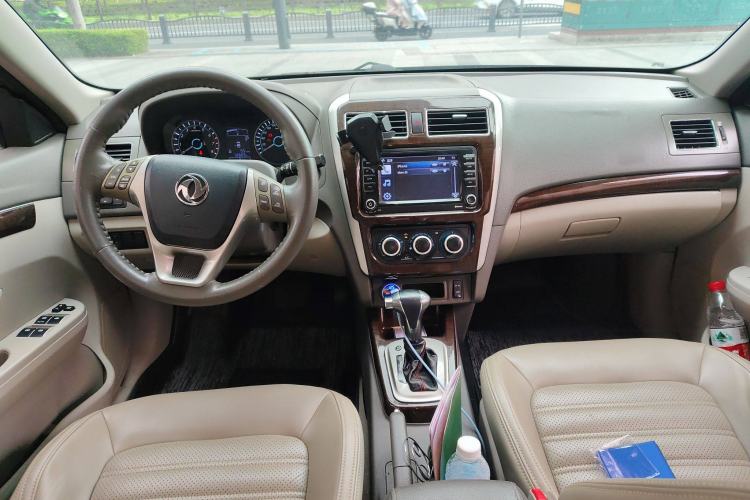 Used FORTHING Joyear S50 2016 1.6L CVT Deluxe Model