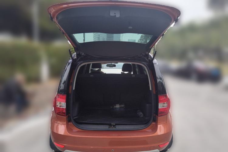 Used Skoda Yeti 2014 1.4 TSI DSG Phantom Edition
