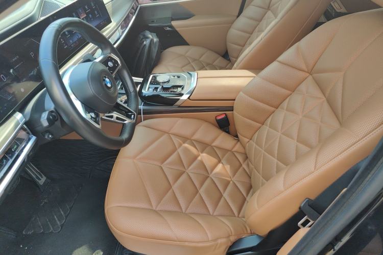 Used BMW 7 Series 2023 735Li M Sport Package Left Front Seat