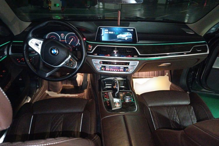 Used BMW 7 Series 2016 730Li Luxury Model
