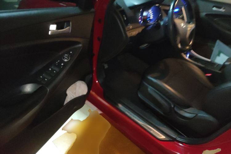 Used Hyundai Sonata 2011 2.0L Automatic Leading Edition
