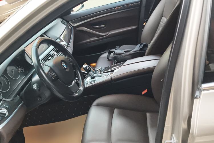 Used BMW 5 Series 2014 525Li Luxury Design Package
